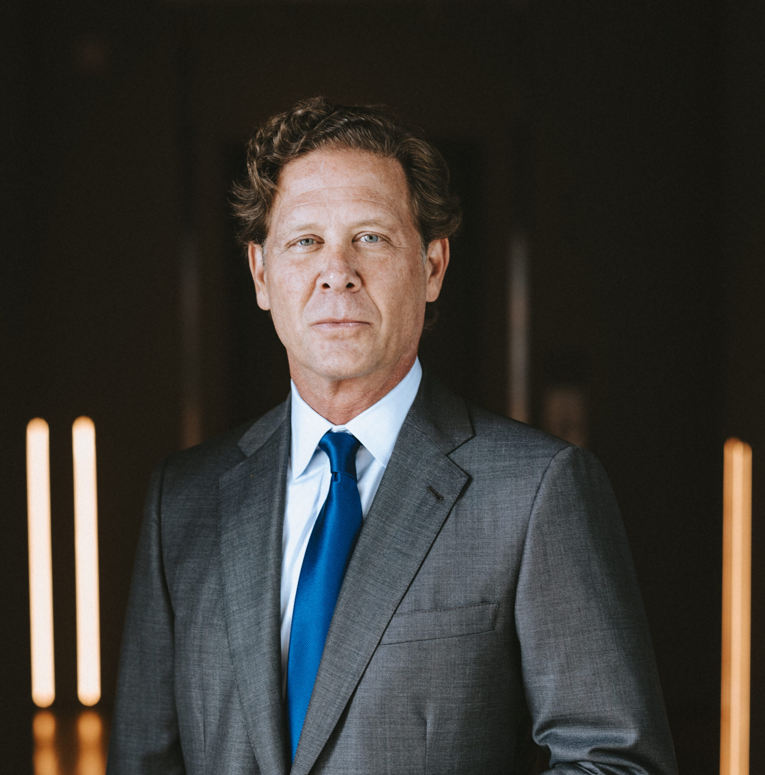 Headshot of Thomas Shebell