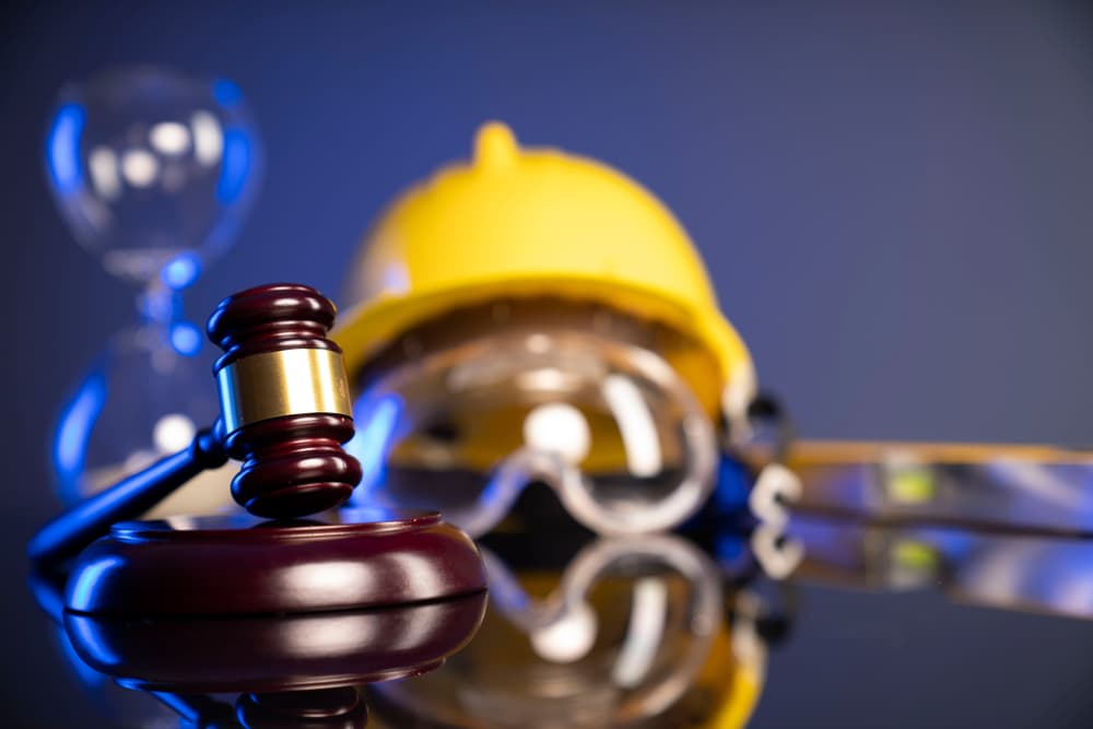 Damage compensation concept. Labor and construction law.